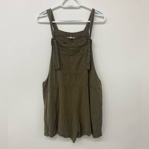 eesome olive green bib romper